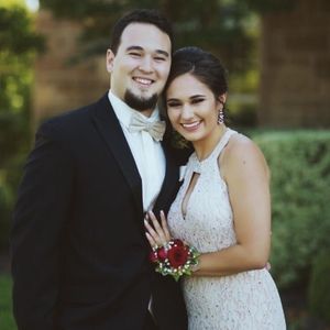 Meet your Posher, Claudia